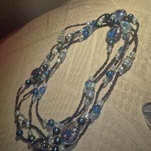 Source Unknown Multi-Blue Beaded Necklace